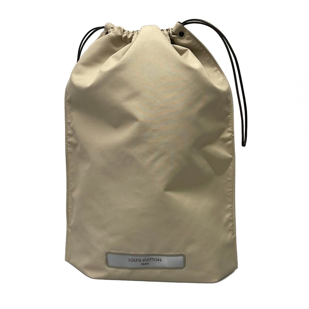 Louis Vuitton Truth Voyage Pouch